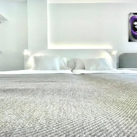 Апартаменты Reformed Studio, Free Wifi,Rooftop Pool With View, Near Playa Jardin *