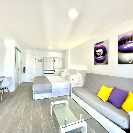 Апартаменты Reformed Studio, Free Wifi,Rooftop Pool With View, Near Playa Jardin *